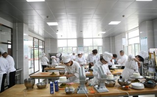 专业中式烹饪技工学校，中式烹饪专业就业前景