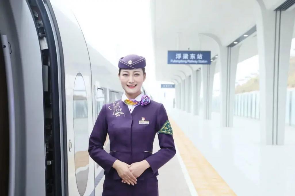 高铁乘务乘务学校_高铁乘务员学校招生高铁学校-第5张图片-职教招生网 高铁乘务乘务学校_高铁乘务员学校招生高铁学校-第5张图片-职教招生网
