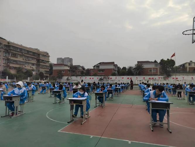 成都龙泉光华技工学校是公办吗_成都光华科技有限公司招聘信息-第3张图片-职教招生网 成都龙泉光华技工学校是公办吗_成都光华科技有限公司招聘信息-第3张图片-职教招生网