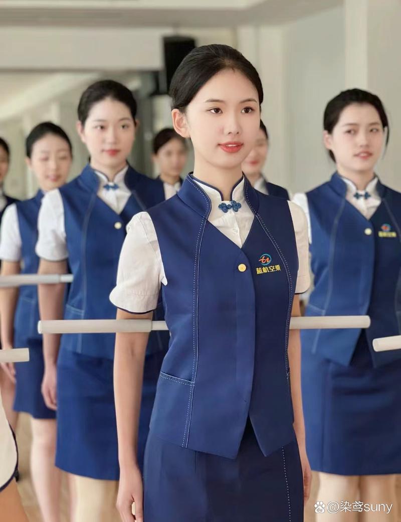 大专空乘专业学校有哪些,大专学空乘专业需要什么标准-第6张图片-职教招生网 大专空乘专业学校有哪些,大专学空乘专业需要什么标准-第6张图片-职教招生网