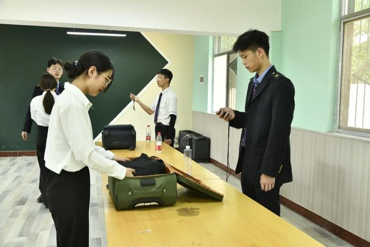 航空服务学校航空安检怎么样,航空服务学校航空安检怎么样啊-第4张图片-职教招生网 航空服务学校航空安检怎么样,航空服务学校航空安检怎么样啊-第4张图片-职教招生网