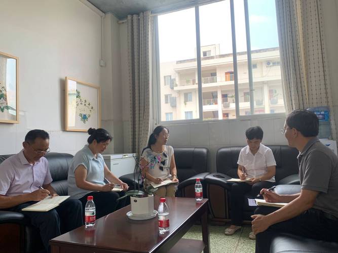 雅安职业高级中学招生,雅安职业高级中学招生条件-第5张图片-职教招生网 雅安职业高级中学招生,雅安职业高级中学招生条件-第5张图片-职教招生网